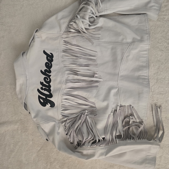White Fringe 'Hitched' Western Jacket - Women - Picture 3 of 6